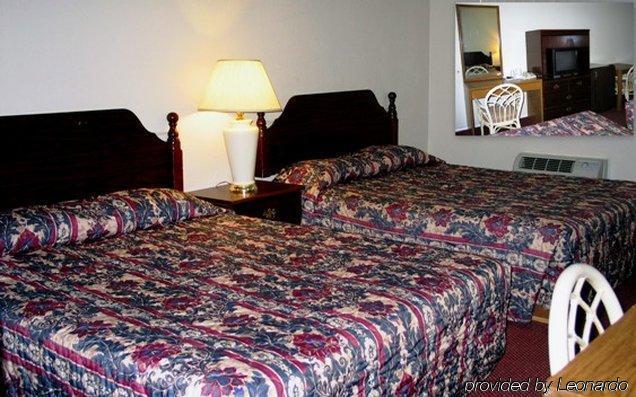 Sunset Inn And Suites West Sacramento Room photo