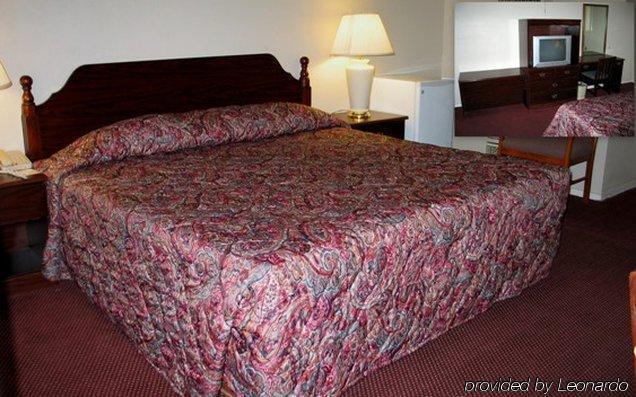 Sunset Inn And Suites West Sacramento Room photo